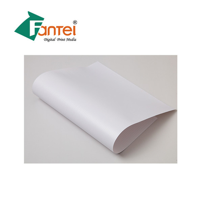 260Gsm PVC Dış Mekan Reklam Malzemeleri Sıcak Laminasyon Parlak