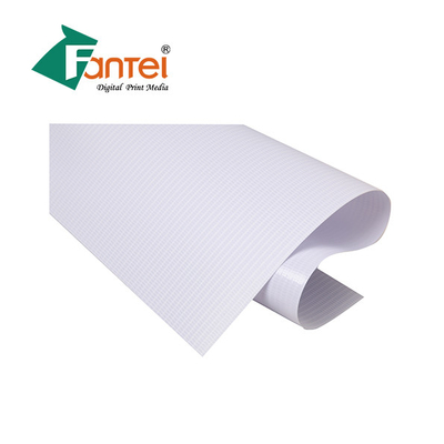 300dx500d Sıcak Lamine PVC Önden Aydınlatmalı Afiş 440GSM 18X12 Parlak